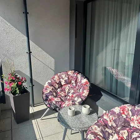 アパート With Balcony And Parking, Danube & View ブラチスラヴァ